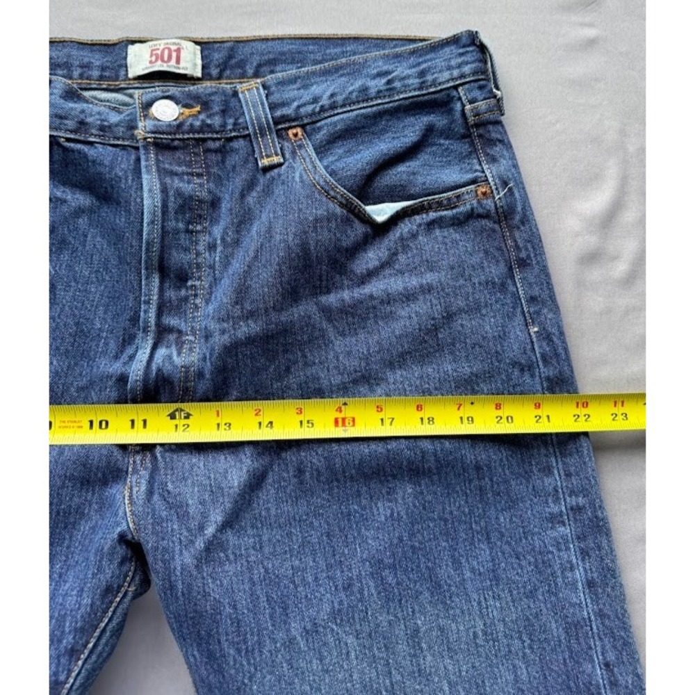 Levis 501 Jeans Men 36 X 30 Button Fly‎ Straight Blue Denim Made In Haiti - Picture 6 of 16